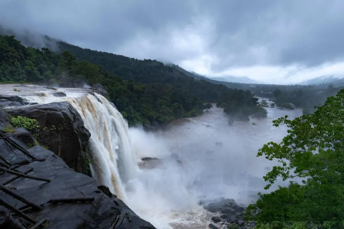 athirappilly water falls