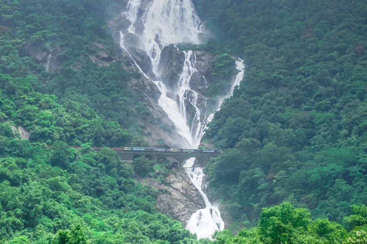 dudhsagar falls