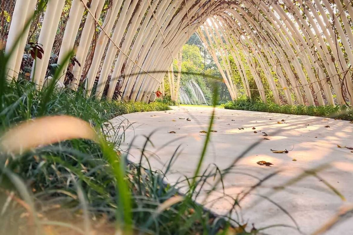 grand central park thane ticket price